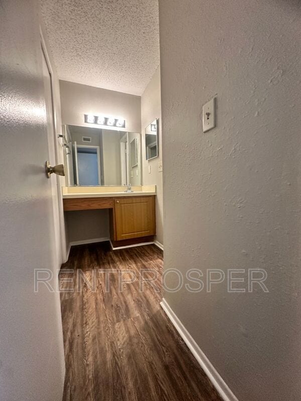 Building Photo - 4305 S Semoran Blvd