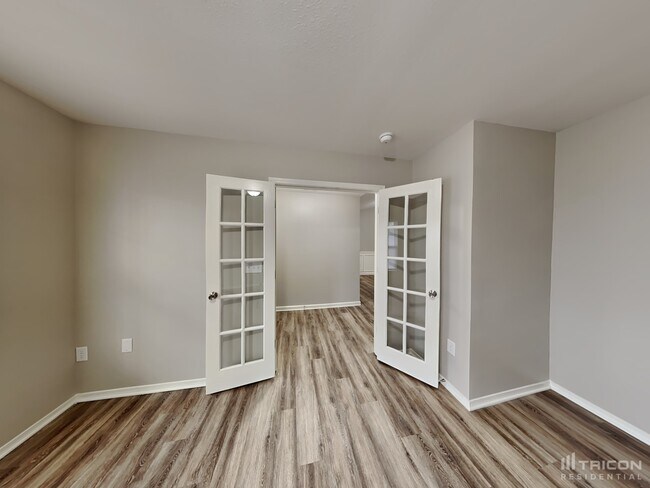 Building Photo - 1628 Poplar Shadow Dr