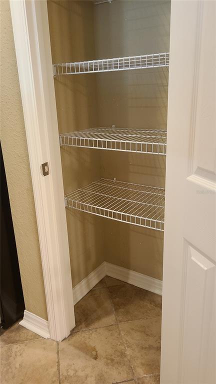 Building Photo - 2914 Royal Tuscan Ln