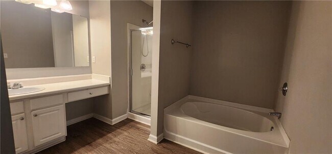 Building Photo - 413 Windstone Trail
