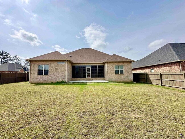 Building Photo - 101 Maidenhair Ct