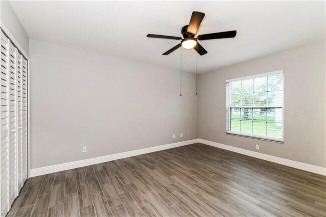 Building Photo - 1431 SE 12th St