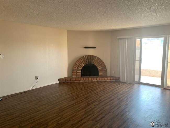 Building Photo - 953 W Cortez Ln
