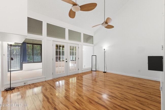 Building Photo - 7188 Cypress Cove Rd