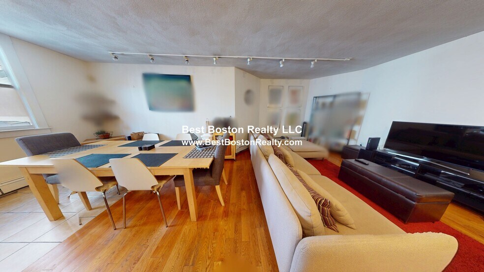 Building Photo - 389 Highland Ave