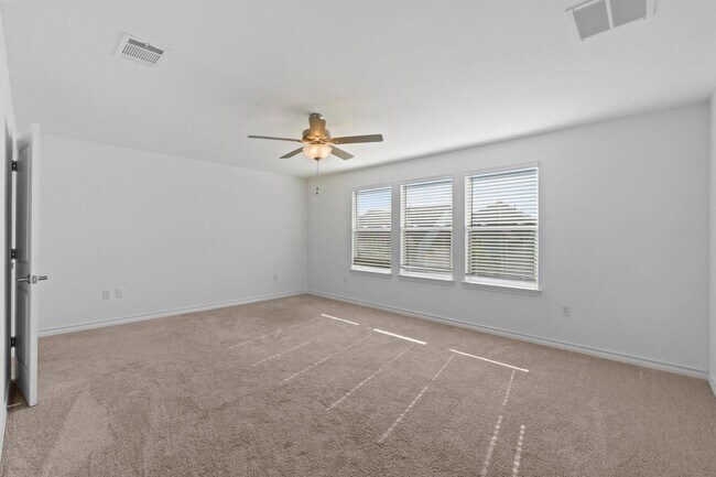 Building Photo - 5304 Jason Dr