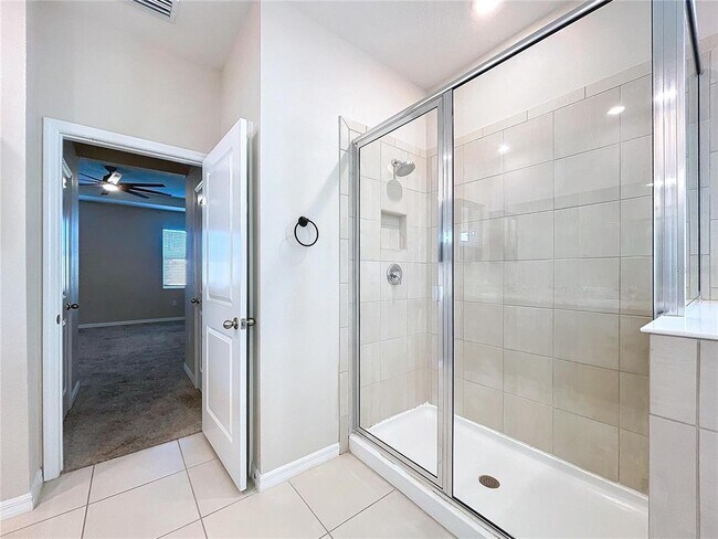 Building Photo - 8341 Bower Bass Cir