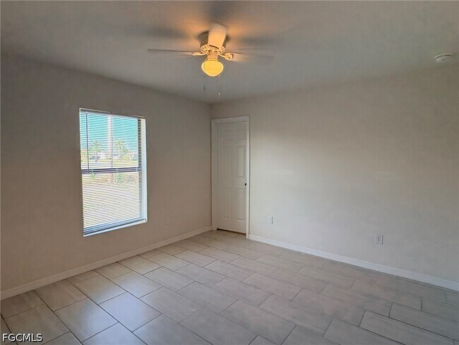 Building Photo - 828 Gleason Pkwy