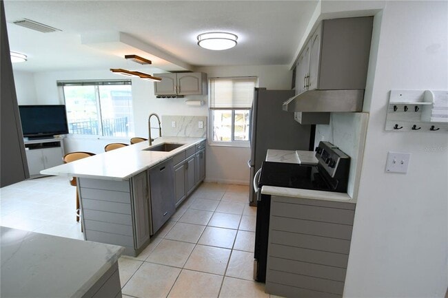 Building Photo - 3839 Star Island Dr