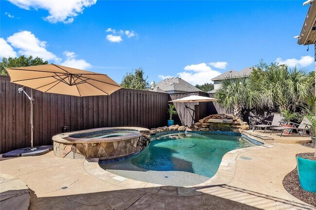 Building Photo - 1908 Thorndale Cir