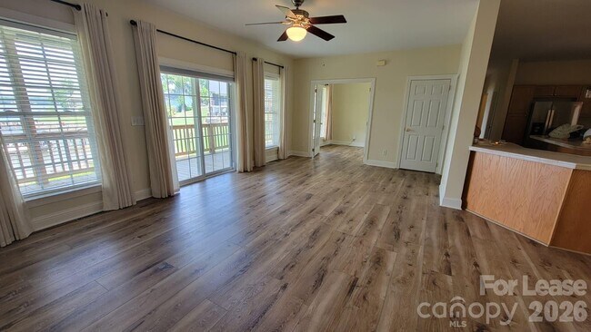 Building Photo - 137 Fern Haven Ln