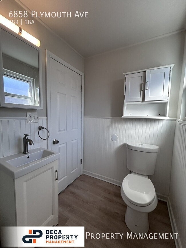 Building Photo - 6858 Plymouth Ave