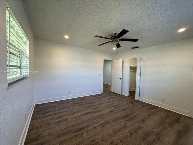 Building Photo - 108 NW 1st St