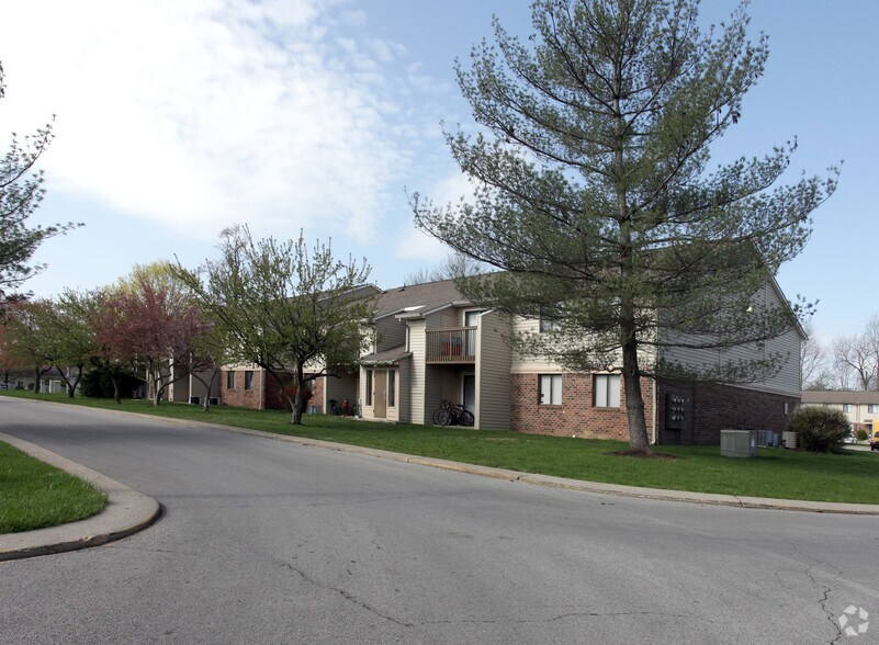 Woodbrook Apartments 5302 Woodbrook Dr Indianapolis IN 46254 Apartment Finder