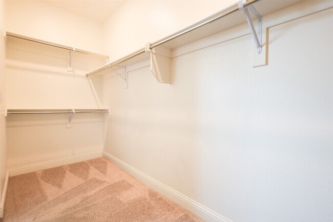 Building Photo - 317 Monument Hill Dr