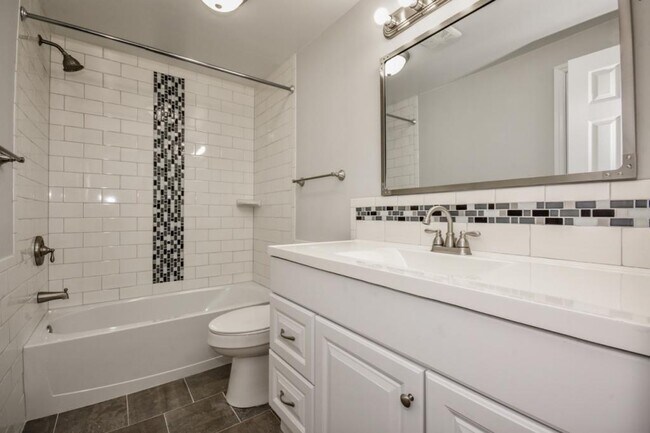 Building Photo - 4792 NC-73