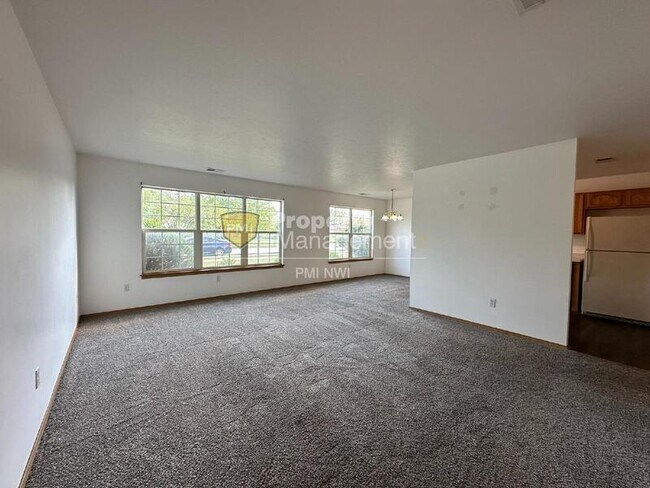 Building Photo - 1510-1516-1516 W 86th Ln