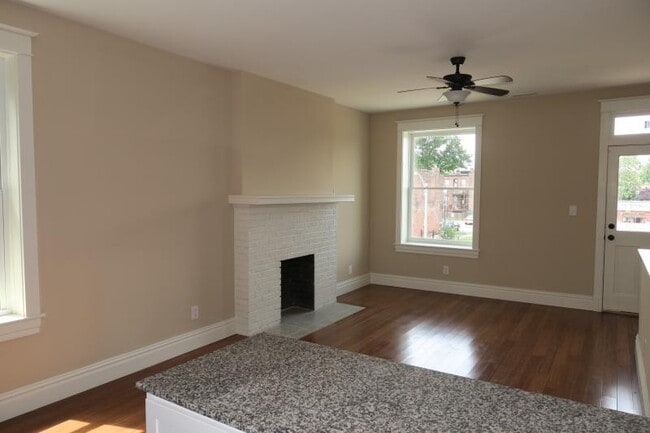 Building Photo - 4308 Swan