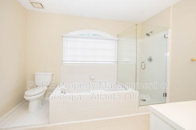 Building Photo - 1697 Paddlewheel Dr NE