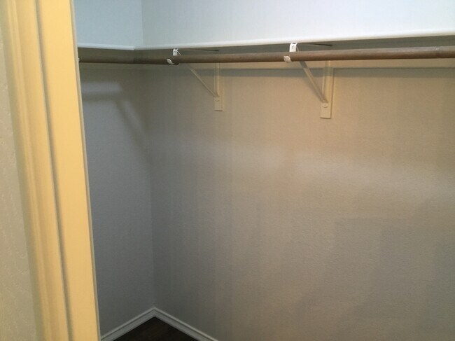 Building Photo - 3500 Banda Ln
