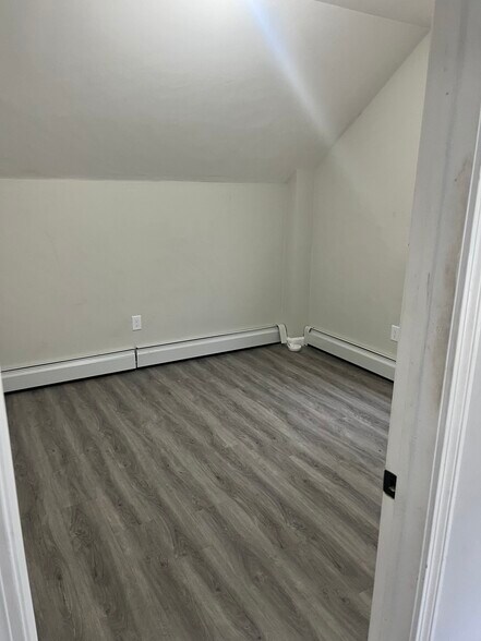 Building Photo - 16R Lisbon St