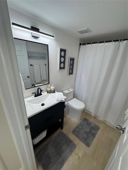 Building Photo - 2571 Cyprus Dr