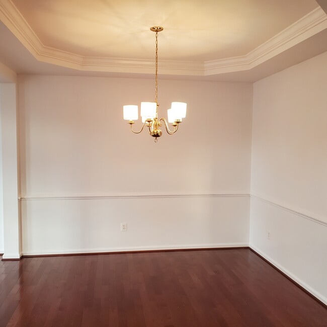 Building Photo - 22045 Chelsy Paige Sq