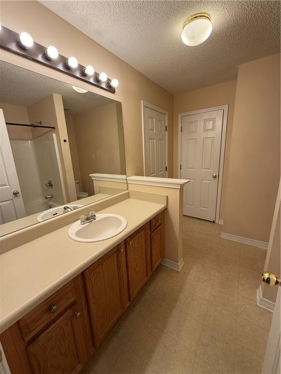 Building Photo - 1363 Kilearn Dr