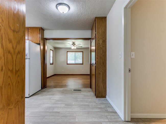 Building Photo - 1507 Avondale Dr