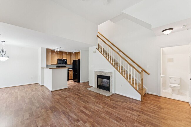 Building Photo - 11892 Breton Ct