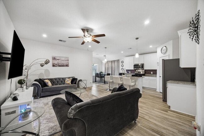 Building Photo - 4231 Brinkworth Dr