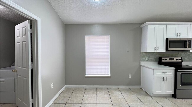 Building Photo - 3831 Cinnamon Fern Loop