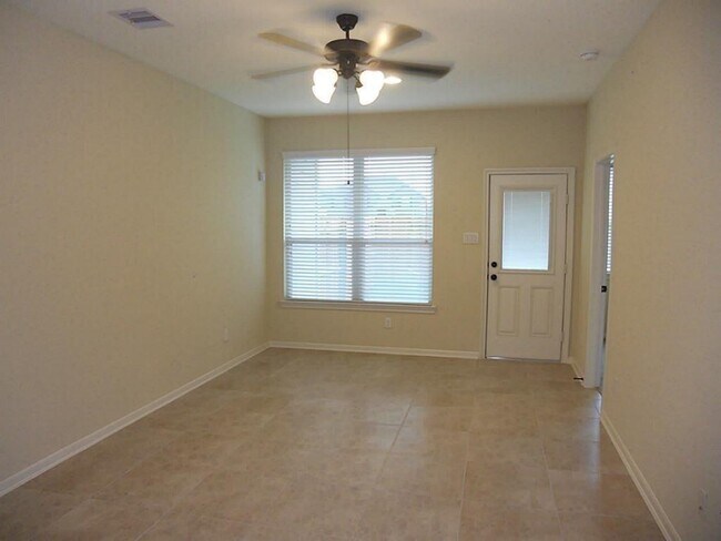 Building Photo - 12247 Stellano Ln