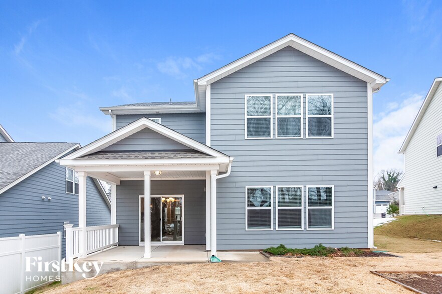 Building Photo - 5013 Thomasville Dr