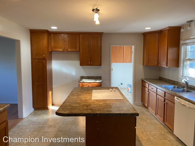 Building Photo - 3 br, 2 bath House - 1209 Woodhill Drive