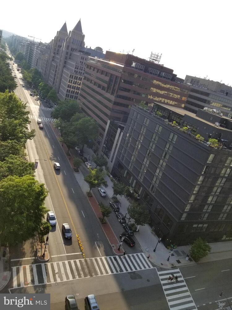 Building Photo - 1150 K St NW