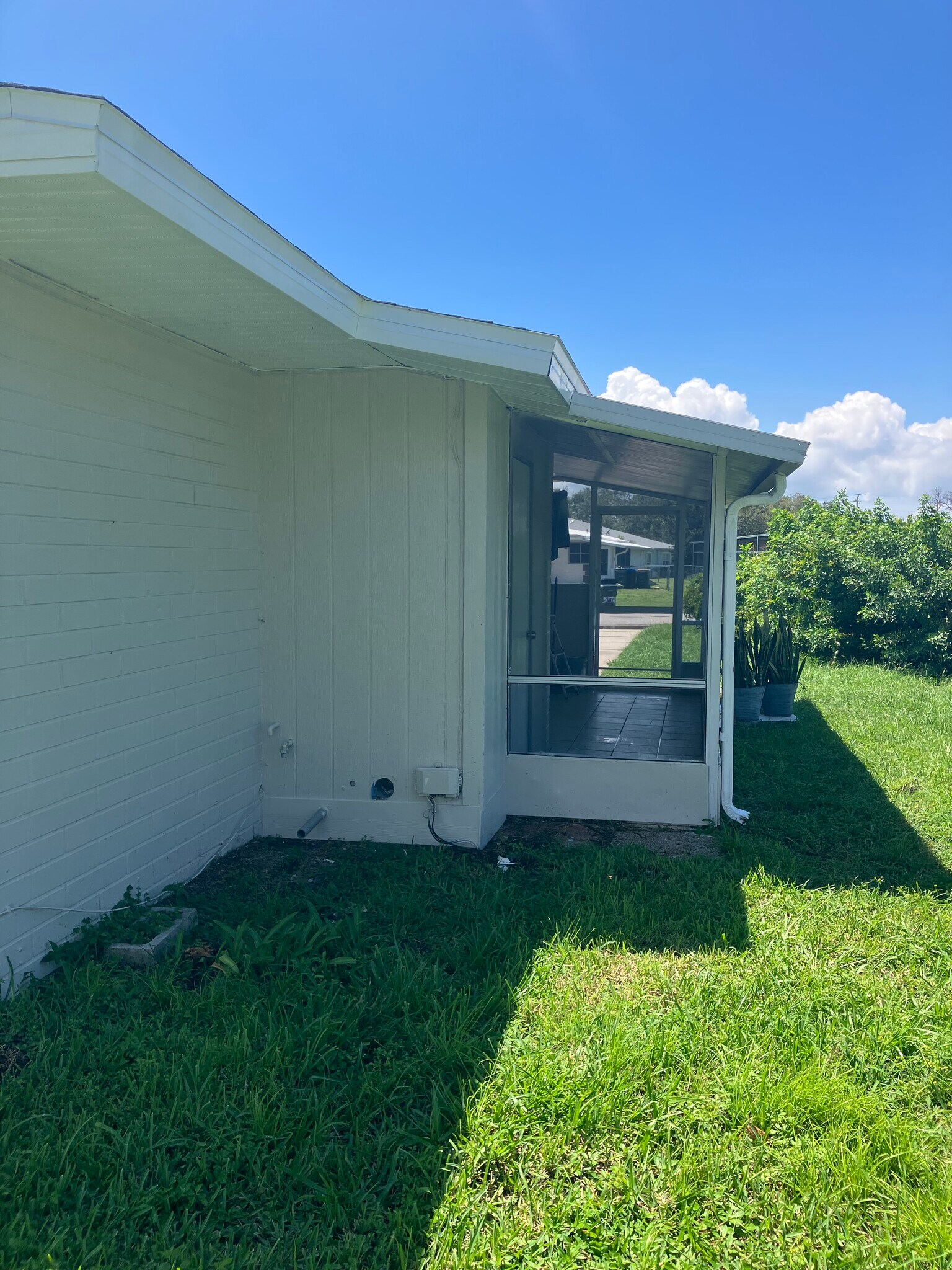 Building Photo - 5774 Gallatin Ln