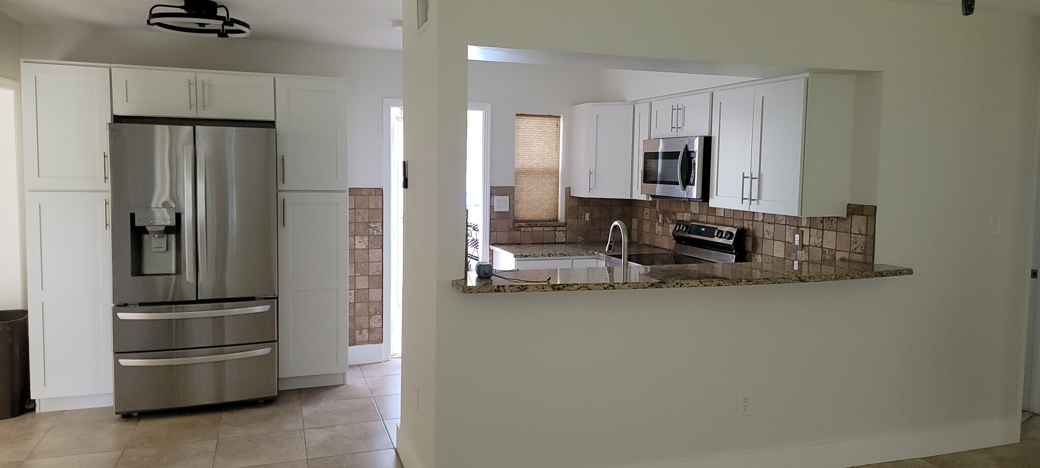 Building Photo - 571 Trade Winds Dr