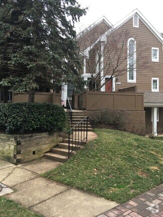 Building Photo - 1517 Church Hill Pl