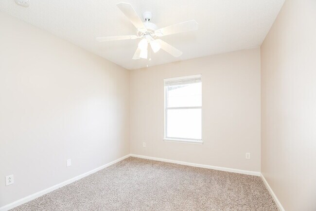 Building Photo - 13578 Ashford Wood Ct W