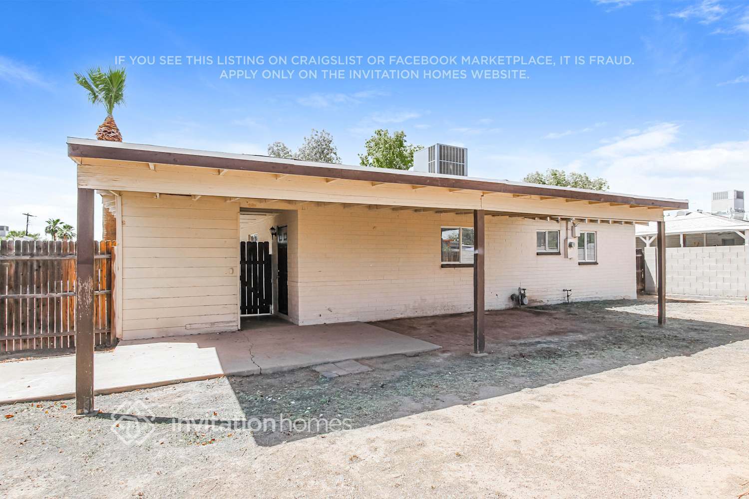 Building Photo - 2928 W San Juan Ave