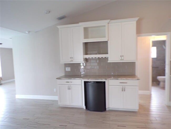 Building Photo - 4942 Ariton Rd