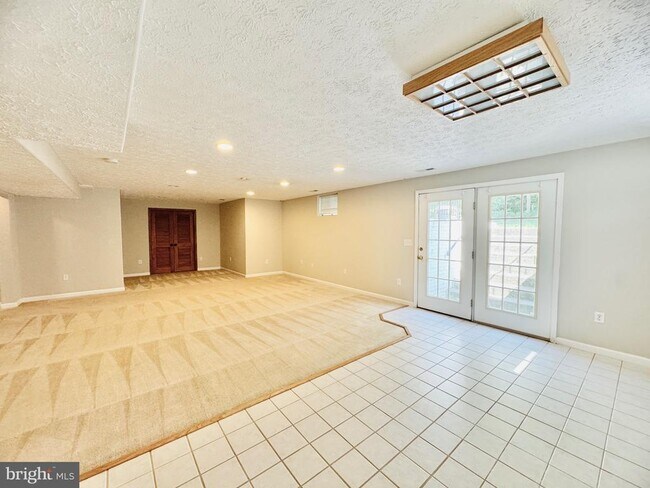 Building Photo - 52 Lightfoot Dr