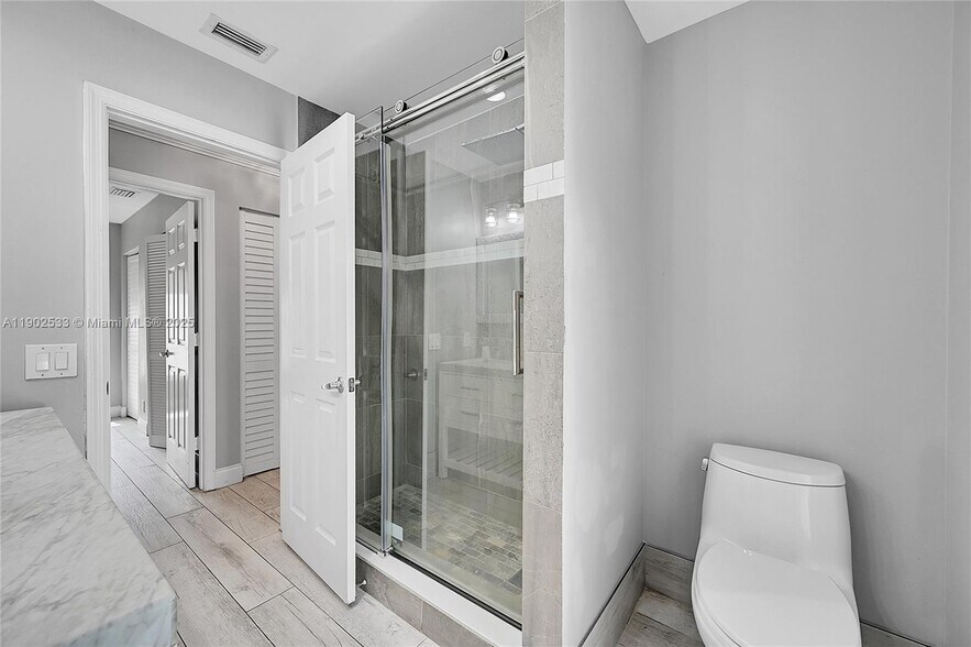 Building Photo - 9841 SW 1st St