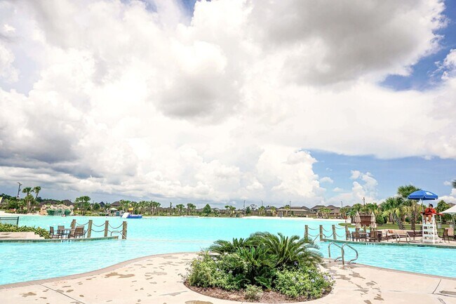 Building Photo - 15834 Loch Laggan Dr