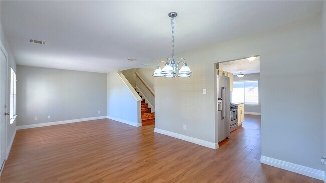 Building Photo - 9923 Farrell Dr