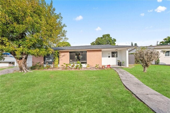 Building Photo - 7835 W 16th Ct