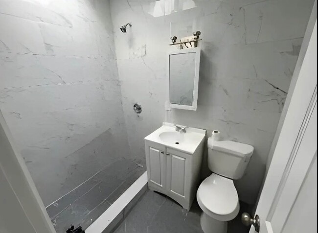 Building Photo - 235-33-235148 148th Rd