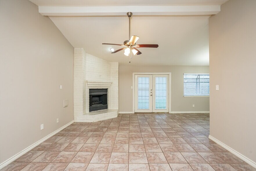 Building Photo - 20117 Dawn Mist Dr