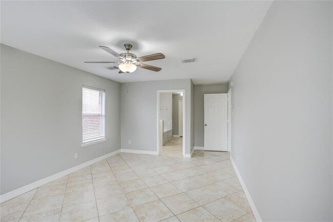 Building Photo - 2301 Wimberly Dr